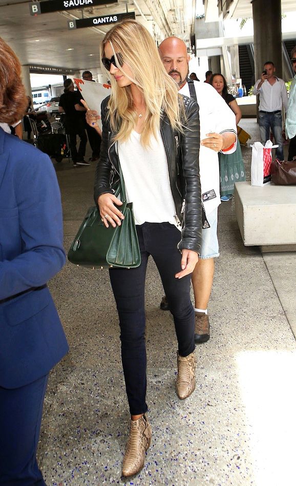 Le Fashion Airport Look Rosie HuntingtonWhiteley Leather Jacket